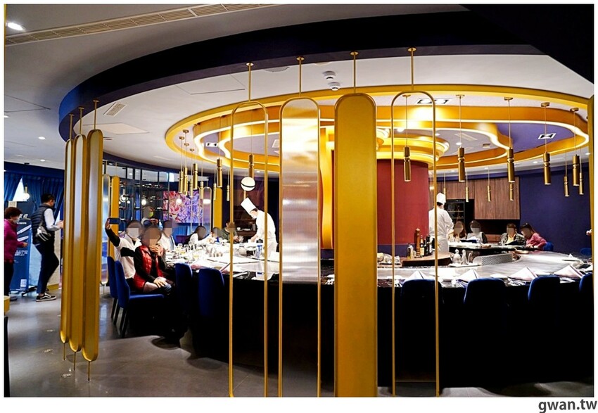 夏慕尼台中大隆店重新開幕,推出視覺系火焰肋眼,期間限定法式夢幻套餐又來了!