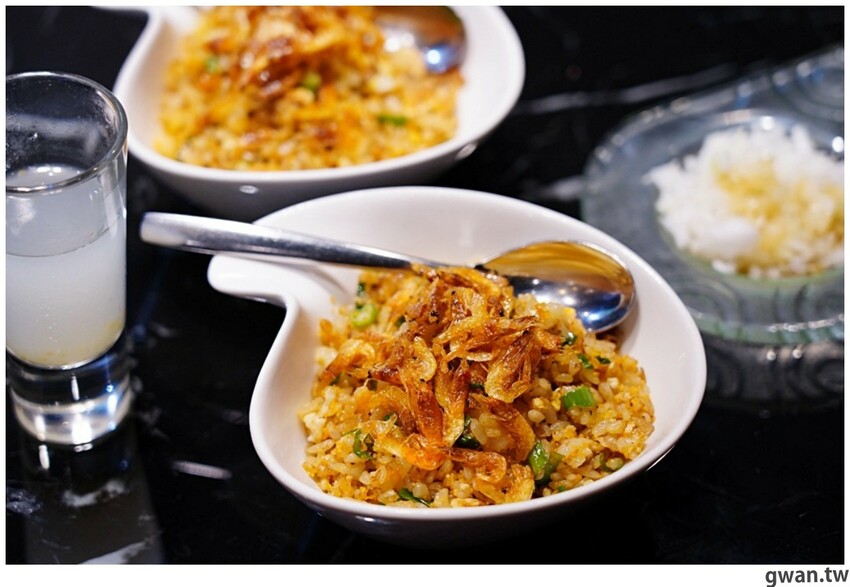 夏慕尼台中大隆店重新開幕,推出視覺系火焰肋眼,期間限定法式夢幻套餐又來了!