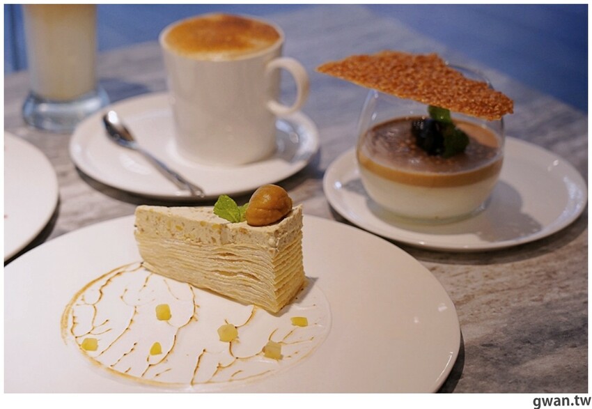 夏慕尼台中大隆店重新開幕,推出視覺系火焰肋眼,期間限定法式夢幻套餐又來了!