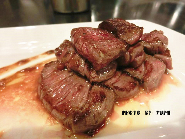 夏慕尼新香榭鐵板燒(台中大隆店)：【台中食記】七夕情人節~帶情人享受浪漫約會晚餐@夏慕尼新香榭鐵板燒(台中大隆店)