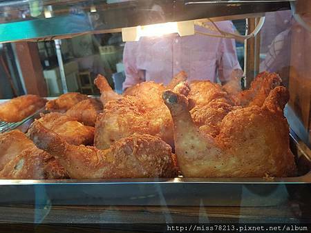 台南在地美食*推薦吃破肚皮美食酒吧必吃清單(如何三天兩夜吃光台南美食)台南美食懶人包%2F臉書IG熱門打卡景點(2017.11更新)