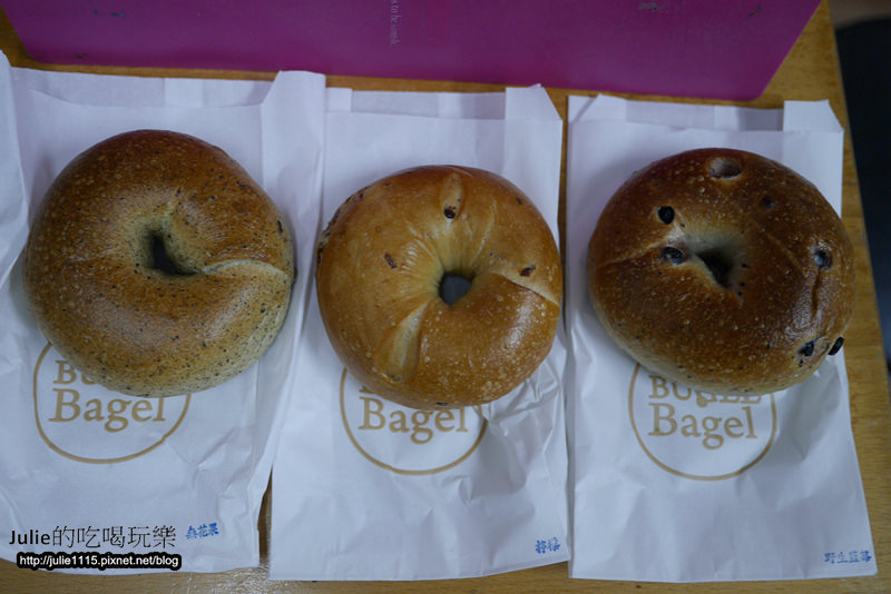 板橋早午餐●Bügel Bagel Coffee新板壹號店(輕食、下午茶、貝果餐)(板橋站、府中站)(近板橋遠百)