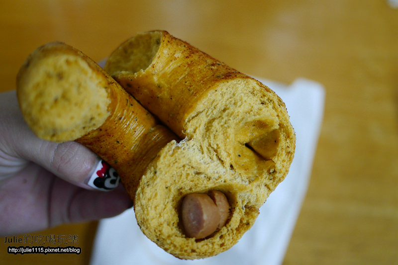 板橋早午餐●Bügel Bagel Coffee新板壹號店(輕食、下午茶、貝果餐)(板橋站、府中站)(近板橋遠百)