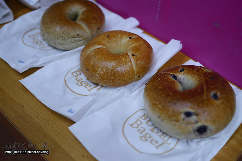 板橋早午餐●Bügel Bagel Coffee新板壹號店(輕食、下午茶、貝果餐)(板橋站、府中站)(近板橋遠百)