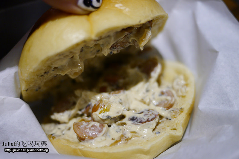 板橋早午餐●Bügel Bagel Coffee新板壹號店(輕食、下午茶、貝果餐)(板橋站、府中站)(近板橋遠百)