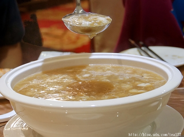 誰說中秋一定要烤肉？豐原火車站前五都飯店港式佳餚，令人欣喜。