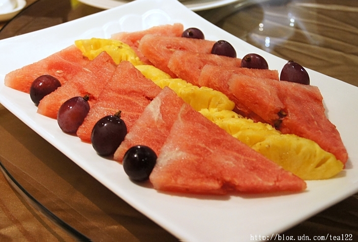 誰說中秋一定要烤肉？豐原火車站前五都飯店港式佳餚，令人欣喜。