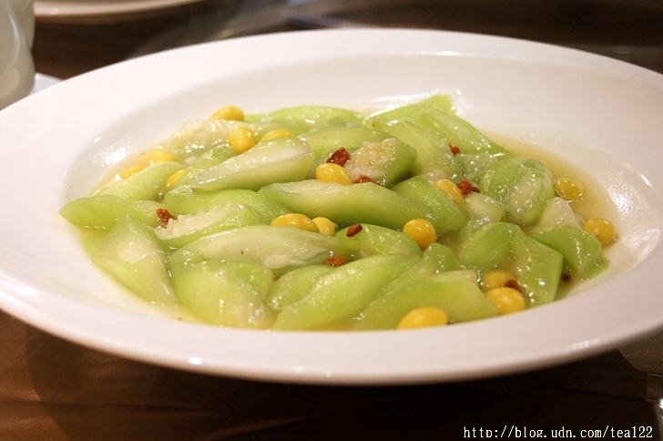 誰說中秋一定要烤肉？豐原火車站前五都飯店港式佳餚，令人欣喜。