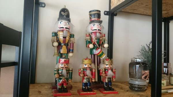 瑪莉桃桃親子餐廳(原Baby Coffee 瑪莉桃桃):高雄~瑪莉桃桃親子餐廳~可愛的胡桃鉗娃娃~車車造型兒童餐~