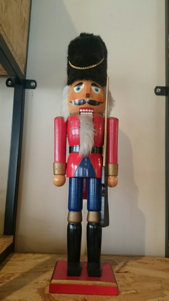 瑪莉桃桃親子餐廳(原Baby Coffee 瑪莉桃桃):高雄~瑪莉桃桃親子餐廳~可愛的胡桃鉗娃娃~車車造型兒童餐~