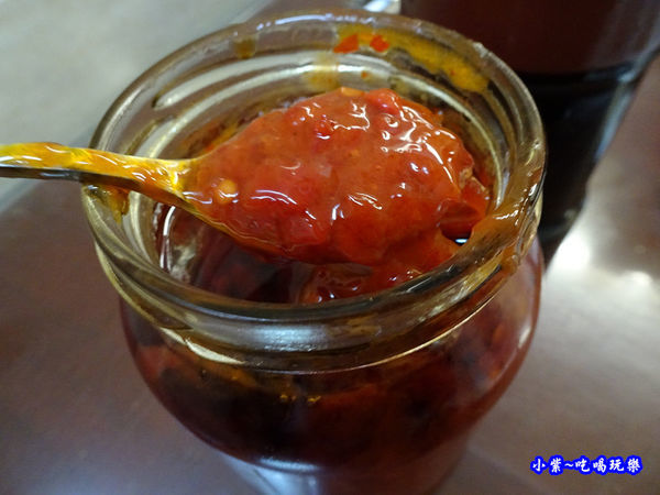 自製辣椒-鹿港肉焿泉 (2).jpg