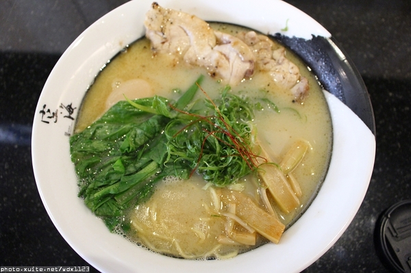 Kukai Ramen & Izakaya 空海拉麵:Kukai Ramen & Izakaya 空海拉麵✪台中拉麵新選擇~湯頭美味~103.09.08