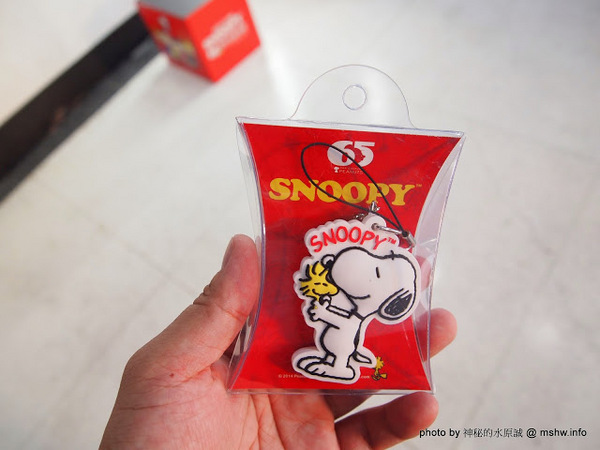走進花生漫畫 史努比Snoopy65週年巡迴特展(台中站)：【景點】走進花生漫畫 Snoopy 65週年巡迴特展@台中世界貿易中心捷運BRT中港新城 : 空間與動線規劃更完善,還有高雄沒有的新展品喔!