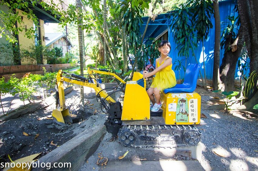 【嘉義親子景點】民雄金桔觀光工廠～嘉義免費親子景點，森林冒險溜滑梯遊戲區、小火車、金桔果醬DIY