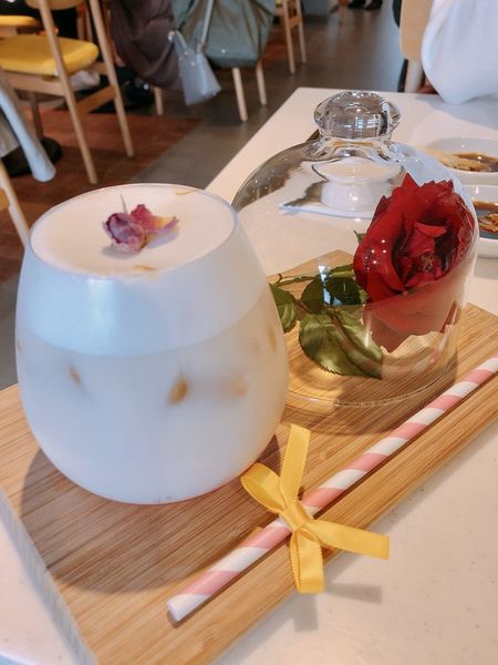 捷運中山站✿金品茶語✿台灣新式茶文化~浮誇的飲品太迷人! 小包饕客套餐好多口味一次滿足!!