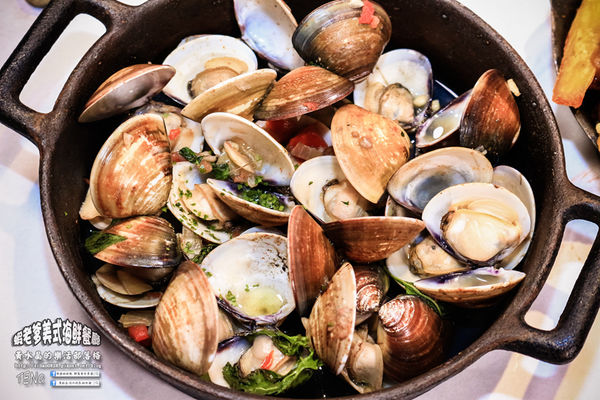 蝦老爹美式海鮮餐廳 The Shrimp Daddy|台北市大安區/北捷國父紀念館站《台北國父紀念館美食“食尚玩家〞推薦;整間餐廳根本就是大海的冰箱,激推!》