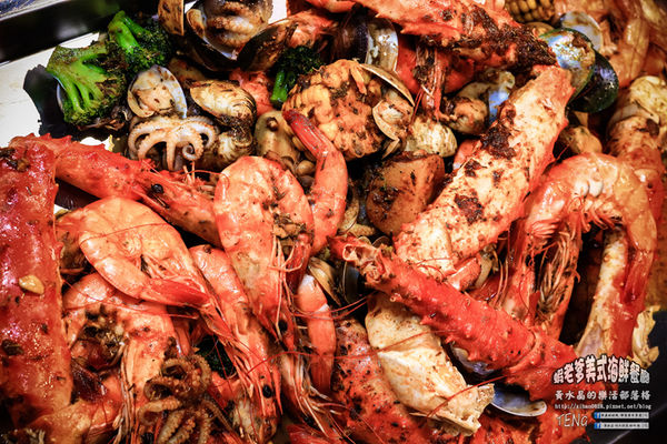 蝦老爹美式海鮮餐廳 The Shrimp Daddy|台北市大安區/北捷國父紀念館站《台北國父紀念館美食“食尚玩家〞推薦;整間餐廳根本就是大海的冰箱,激推!》