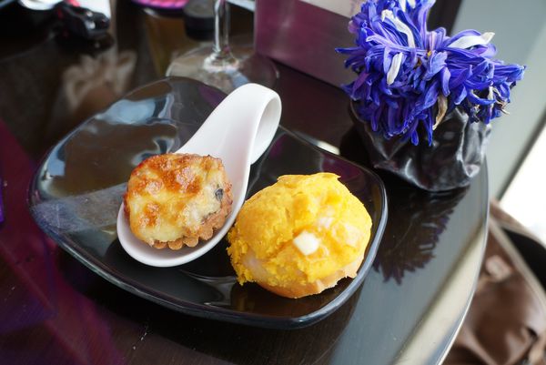 台北W酒店-紫艷酒吧：W hotel♥ 紫艷酒吧 ♥101層架下午茶 ♥眉目傳情