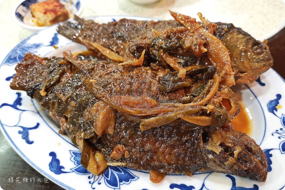 台北大安巷子裡的四十年老店-翠滿園,招牌豬腳必點太驚豔啦!