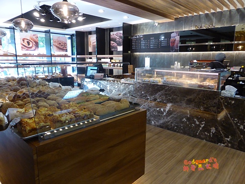 (食記)[竹北] 風格穩健，但麵包類總是偏乾～烘焙密碼Bak Code