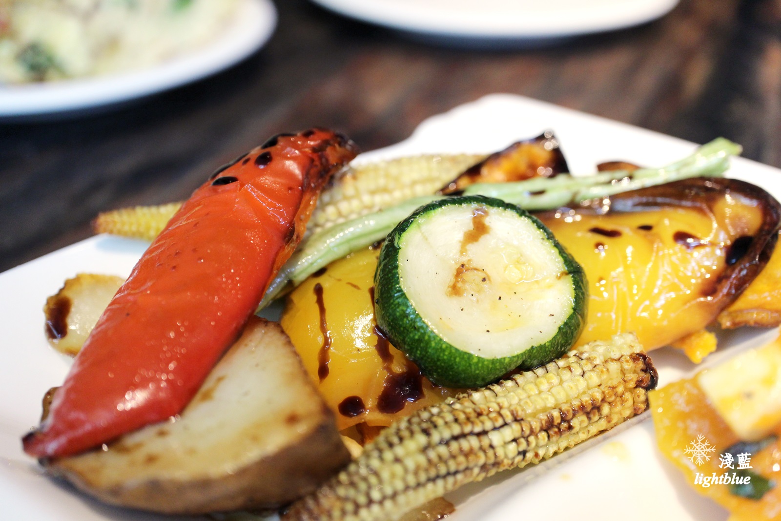 [ 青田街美食 ] 淺藍 × TAKE FIVE五方食藏～想吃多少自己決定！內用野餐都適宜的熟食餐廳