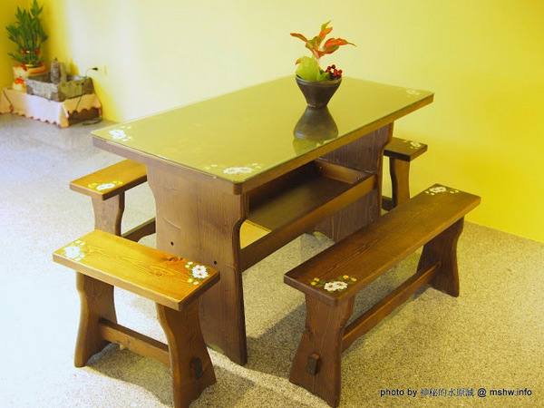 烤香Oven Coffee：【食記】新竹Oven Coffee 烤香咖啡竹北勝利店@竹北 : 平價美味的咖啡與比利時烈日鬆餅,口味水準比台中店高喔!