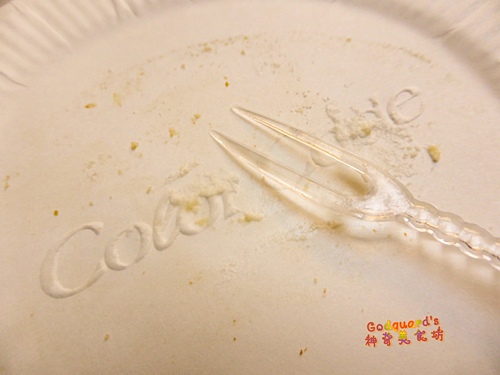 (文末好康!!!)[台電大樓] 輕盈鮮奶油、美味飛上天，愛心價一元 の 北海道極生乳捲~Love Color Code