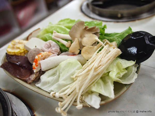 陳記迷你火鍋:【食記】苗栗陳記迷你火鍋@南苗夜市 : 雖然同名,服務與食材卻差很多… 陳記迷你火鍋:【食記】苗栗陳記迷你火鍋@南苗夜市 : 雖然同名,服務與食材卻差很多…