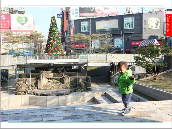 【新竹好好玩】喔耶!新竹市感恩季東門城聖誕好漂亮!我們不去台北囉~~(傲嬌樣(๑˘ ₃˘๑) 哼!)-12.jpg 【新竹好好玩】喔耶!新竹市感恩季東門城聖誕好漂亮!我們不去台北囉~~(傲嬌樣(๑˘ ₃˘๑) 哼!)-12.jpg