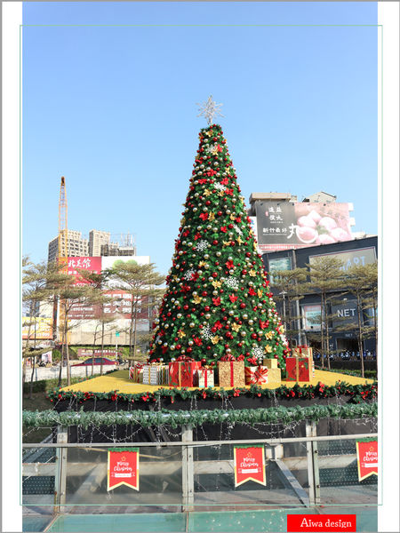 【新竹好好玩】喔耶!新竹市感恩季東門城聖誕好漂亮!我們不去台北囉~~(傲嬌樣(๑˘ ₃˘๑) 哼!)-03.jpg 【新竹好好玩】喔耶!新竹市感恩季東門城聖誕好漂亮!我們不去台北囉~~(傲嬌樣(๑˘ ₃˘๑) 哼!)-03.jpg