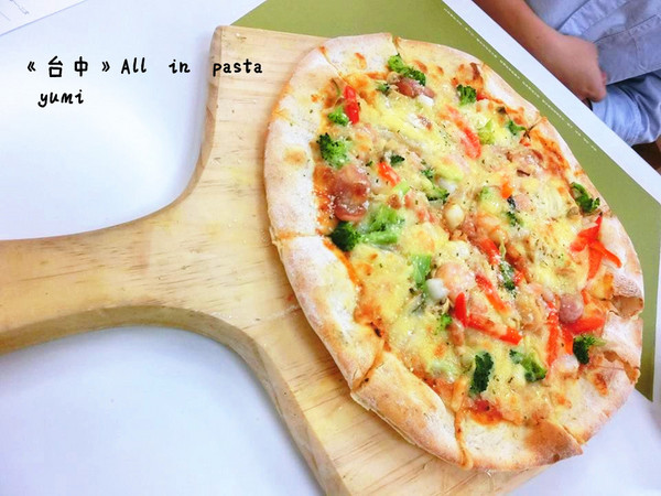 All in Pasta義式餐廳(原：le Buffet 西式‧綜合百匯)：【台中食記】只有自己親身品嘗過才知曉阿@all in pasta(大買家2F)