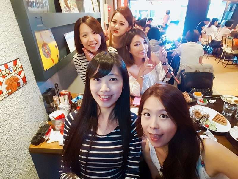 SelfieCity_20170506123232_org.jpg SelfieCity_20170506123232_org.jpg