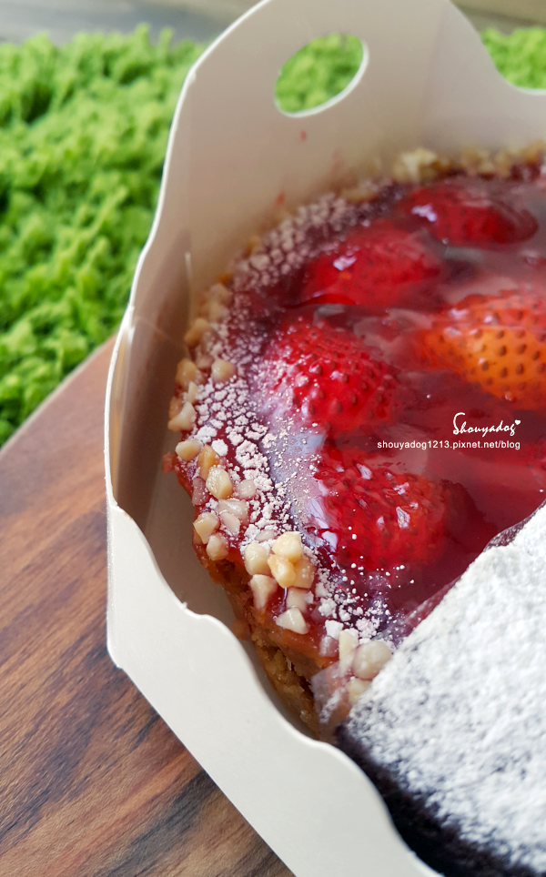 橘村屋 kitsumuraya(微風台北車站店):【蛋糕甜點】橘村屋 令人驚艷不已的美味 草莓派+73%巧克力