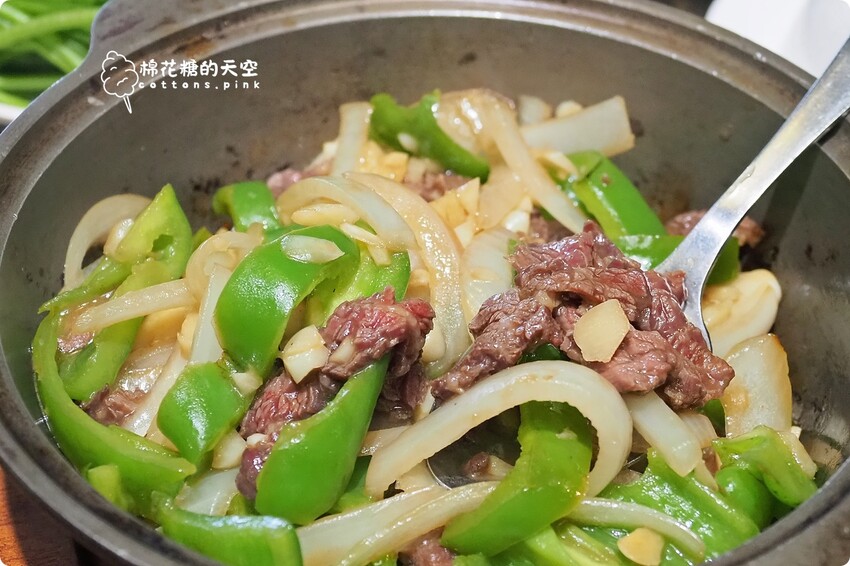 台中火鍋這裡也吃得到溫體牛! 牛老總五權店雙人套餐超划算 - 棉花糖的天空