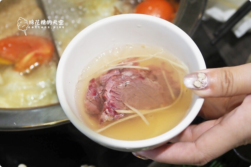 台中火鍋這裡也吃得到溫體牛! 牛老總五權店雙人套餐超划算 - 棉花糖的天空