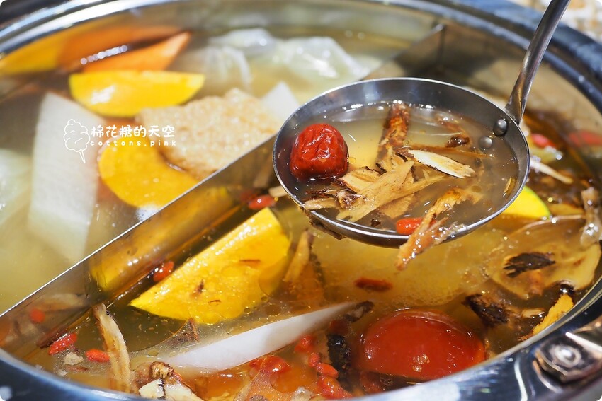 台中火鍋這裡也吃得到溫體牛! 牛老總五權店雙人套餐超划算 - 棉花糖的天空