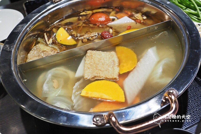 台中火鍋這裡也吃得到溫體牛! 牛老總五權店雙人套餐超划算 - 棉花糖的天空