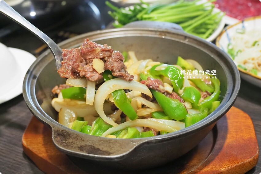 台中火鍋這裡也吃得到溫體牛! 牛老總五權店雙人套餐超划算 - 棉花糖的天空