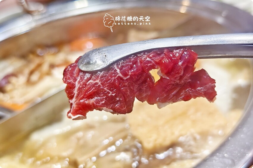 台中火鍋這裡也吃得到溫體牛! 牛老總五權店雙人套餐超划算 - 棉花糖的天空