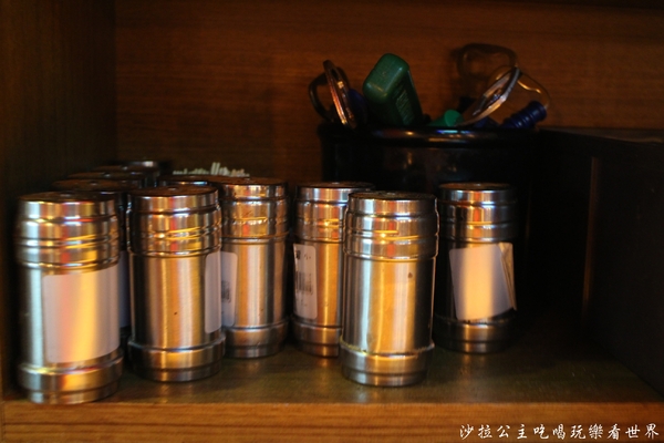 柒串燒屋：台北美食平價串燒『柒-串燒屋(長安店)』長安東路宵夜/專人燒烤/烤功一流.服務佳