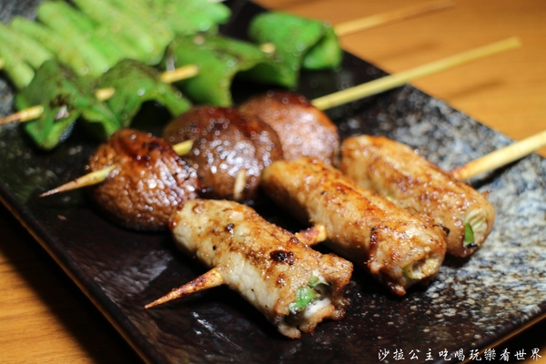 柒串燒屋：台北美食平價串燒『柒-串燒屋(長安店)』長安東路宵夜/專人燒烤/烤功一流.服務佳