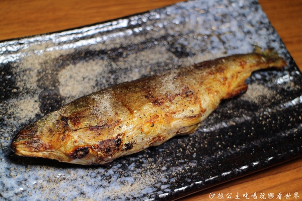 柒串燒屋：台北美食平價串燒『柒-串燒屋(長安店)』長安東路宵夜/專人燒烤/烤功一流.服務佳