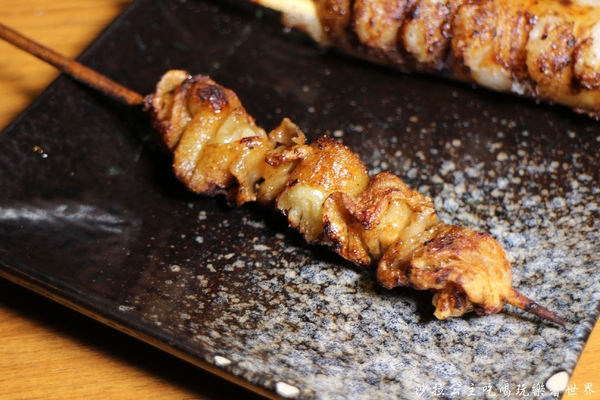 柒串燒屋：台北美食平價串燒『柒-串燒屋(長安店)』長安東路宵夜/專人燒烤/烤功一流.服務佳