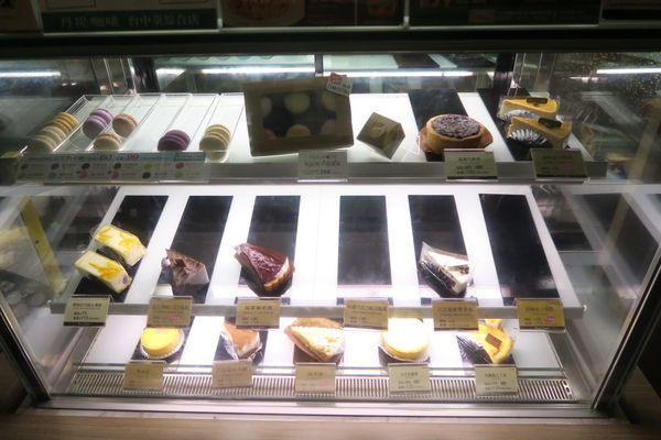 【台中梧棲區】全台唯一"丹堤咖啡"旋轉餐廳～日夜都美麗『丹堤咖啡旋轉餐廳 』