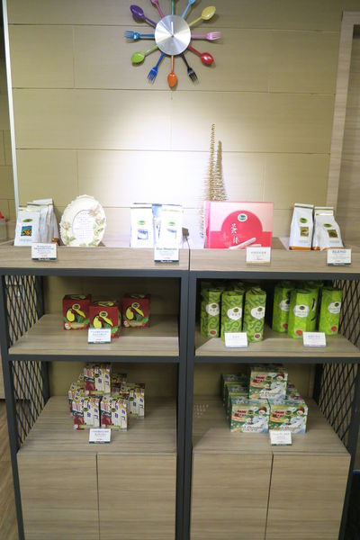 【台中梧棲區】全台唯一"丹堤咖啡"旋轉餐廳～日夜都美麗『丹堤咖啡旋轉餐廳 』