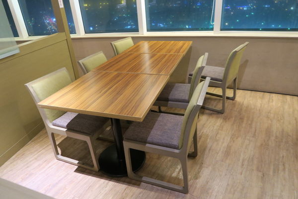 【台中梧棲區】全台唯一"丹堤咖啡"旋轉餐廳～日夜都美麗『丹堤咖啡旋轉餐廳 』