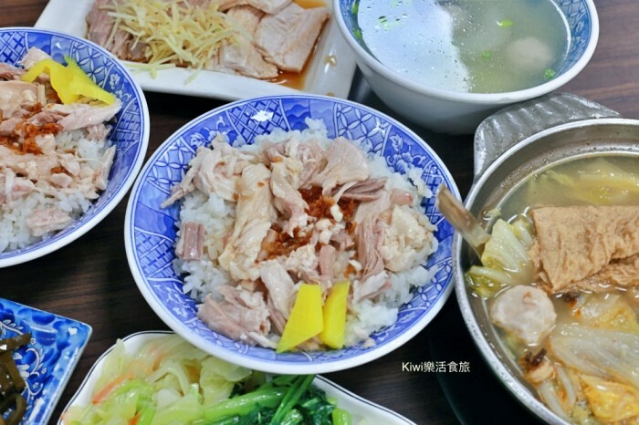 員林火車站美食推薦！出爐秒殺好胃口胡椒餅湯汁爆多，在地人激推。