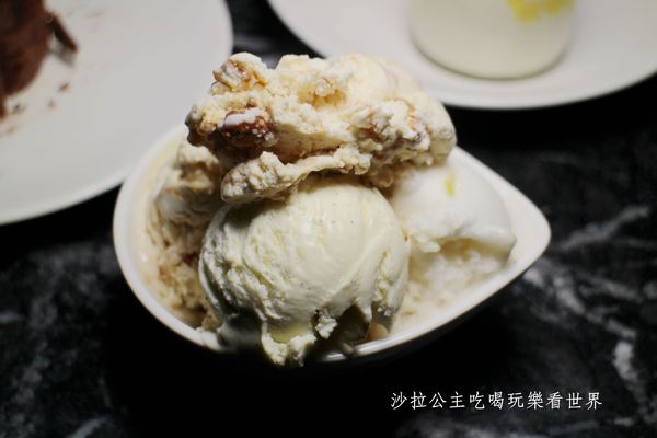 辛殿麻辣鍋(ATT 4 FUN信義店)：信義區人氣麻辣鍋吃到飽『辛殿麻辣鍋(ATT 4 FUN信義店)』捷運象山站/101台北世貿