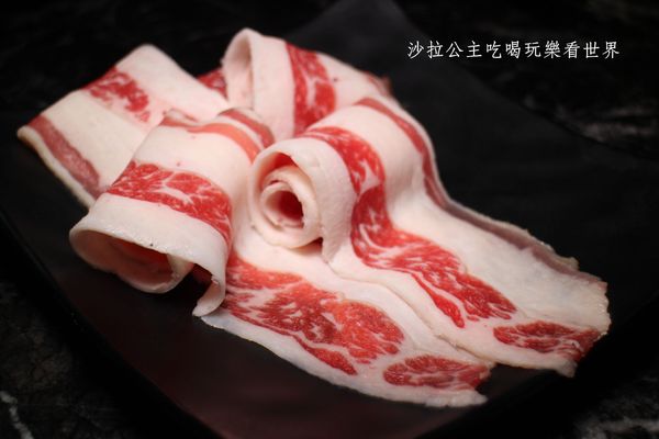 辛殿麻辣鍋(ATT 4 FUN信義店)：信義區人氣麻辣鍋吃到飽『辛殿麻辣鍋(ATT 4 FUN信義店)』捷運象山站/101台北世貿