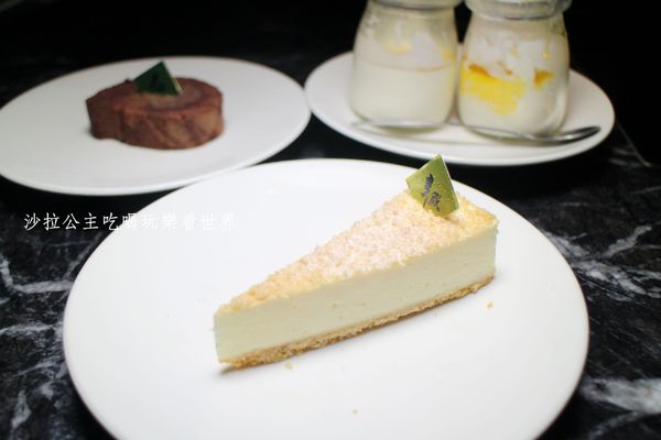 辛殿麻辣鍋(ATT 4 FUN信義店)：信義區人氣麻辣鍋吃到飽『辛殿麻辣鍋(ATT 4 FUN信義店)』捷運象山站/101台北世貿